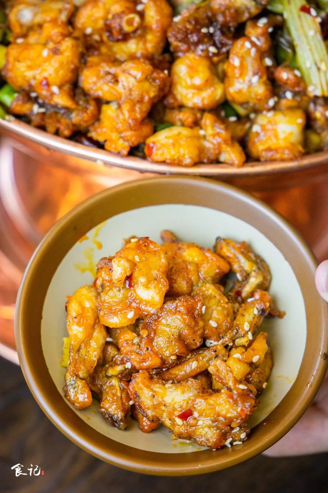 火爆襄阳的3层“壕锅”来袭！还有360°满到爆的龙虾牛蛙双子塔！