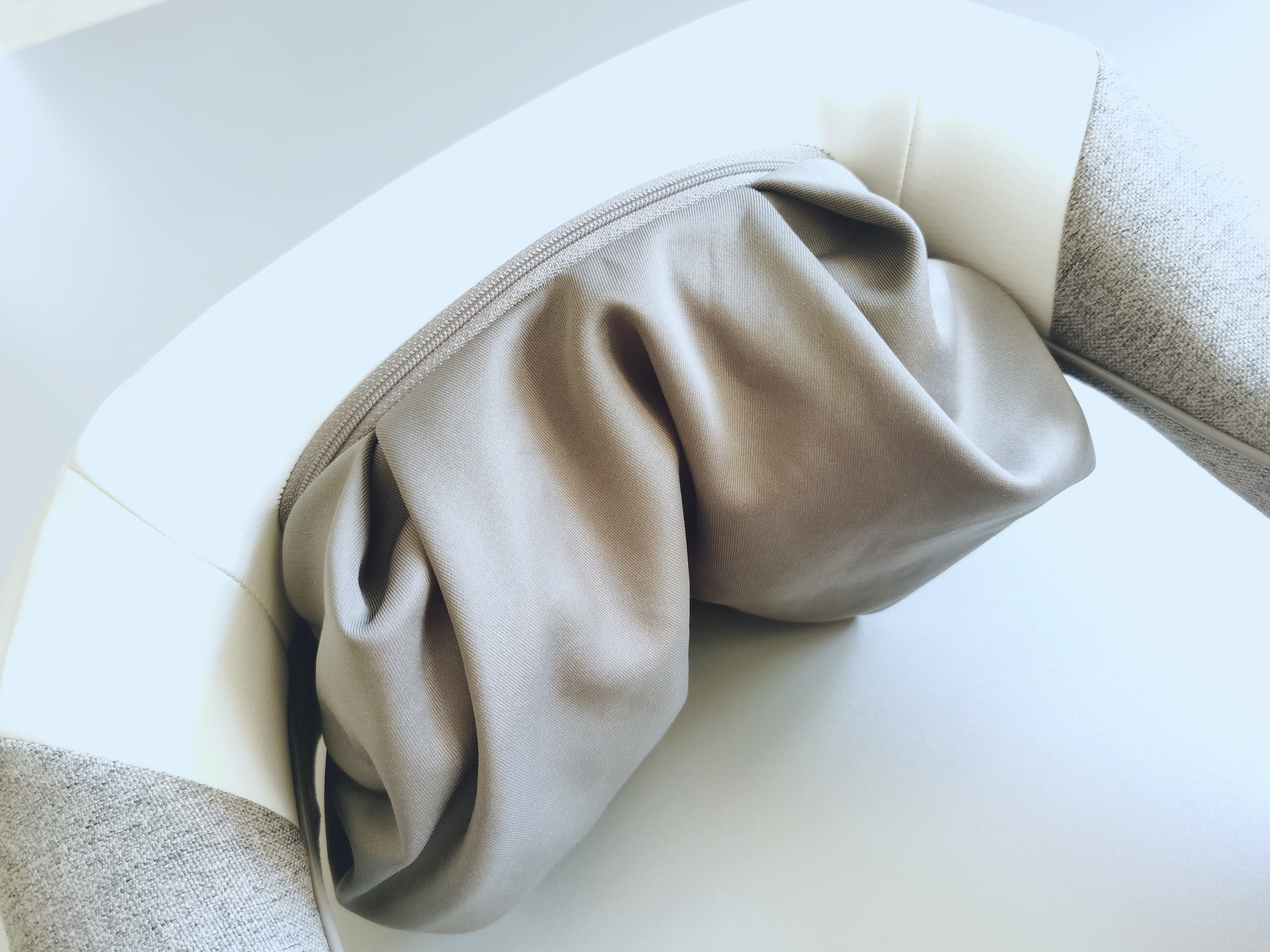 奥佳华肩颈按摩器操作视频,肩颈按摩仪排名华为