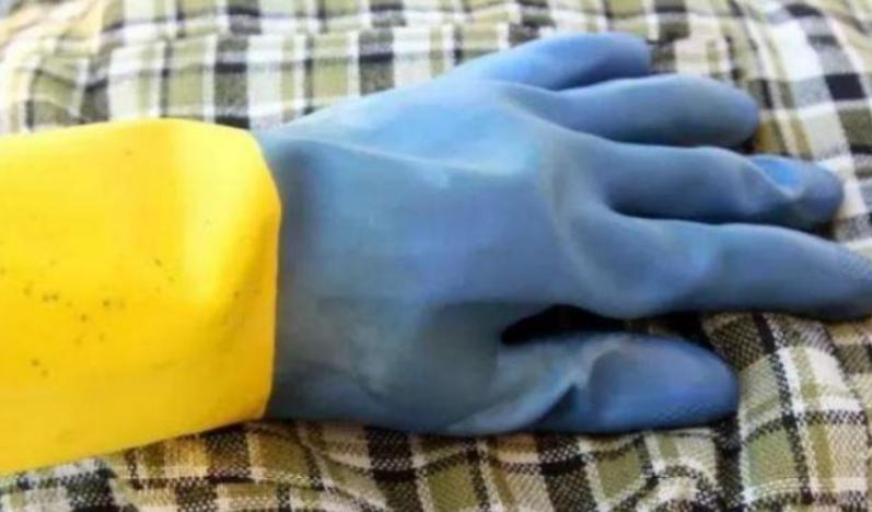 衣服起球太烦人?服装店老板教我这样处理,轻松解决这个小烦恼!