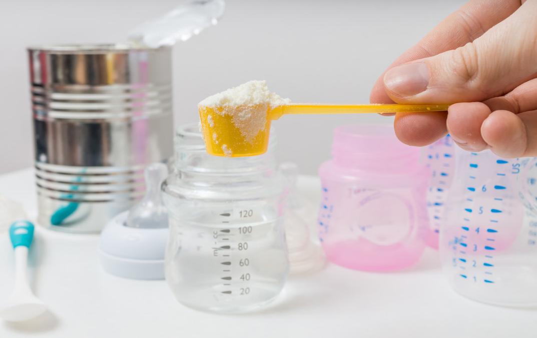 挑奶粉怎么看性价比,挑奶粉看哪些指标