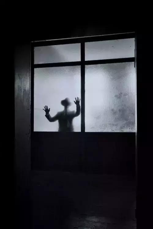 有一种幽默，叫性骚扰