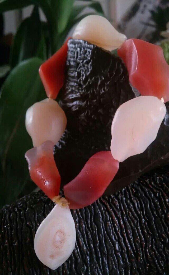 新疆罗布泊有戈壁石吗,新疆罗布泊哪些石头比较值钱