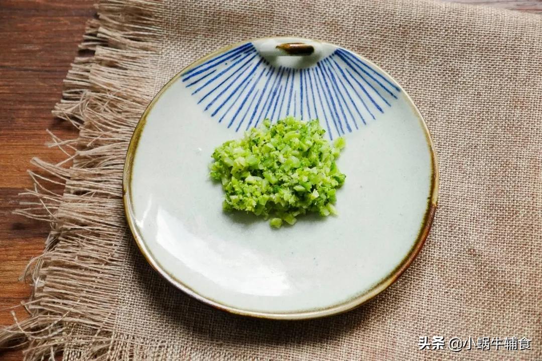 12个月以下宝宝辅食一日三餐,宝宝辅食一日三餐安排12个月