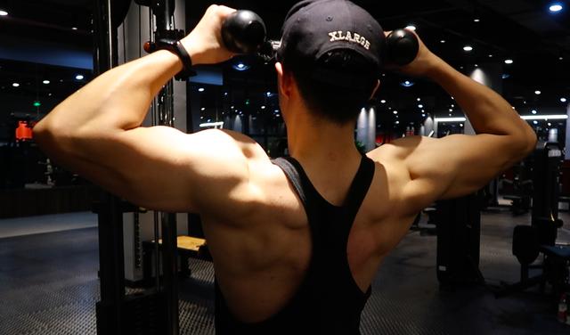 减脂每天可以下降多少,减脂一般每天需要运动消耗多少