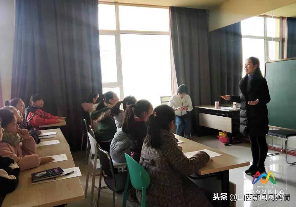 小主持人培训班视频直播,小主持人培训教程大全