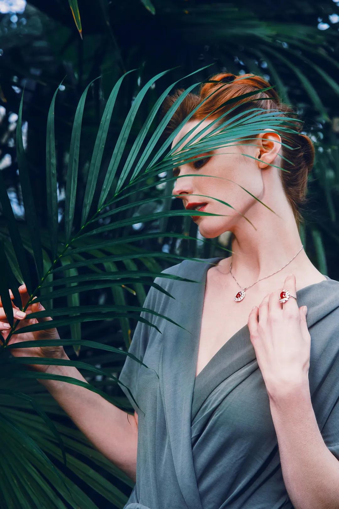 红宝石：将旺盛的生命力，定格成盛夏最美的诗章