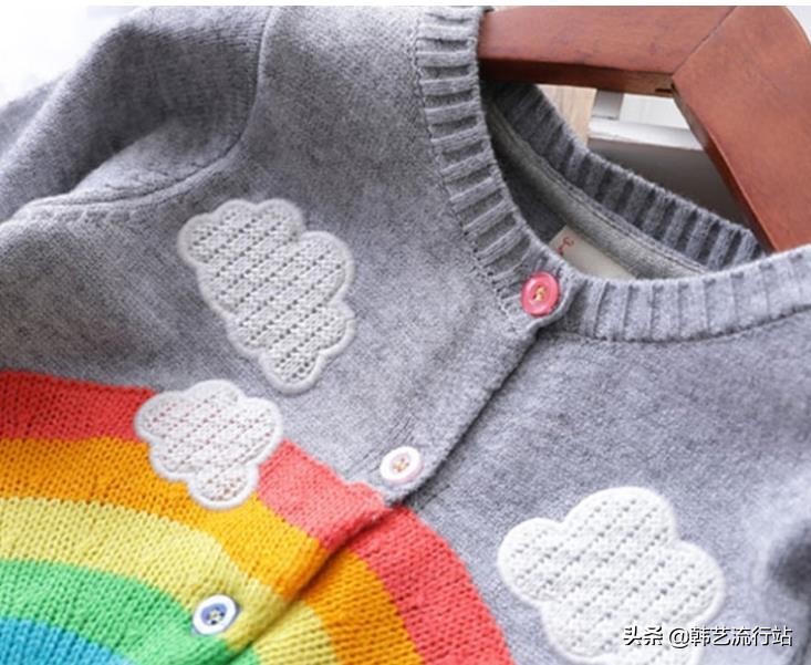 韩版毛线童装怎么搭配好看,童装韩版新款爆款品牌有哪些