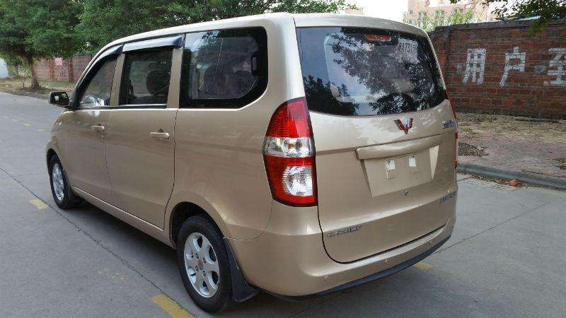 两年多的五菱宏光能卖多少钱,开了3年的五菱宏光还能卖多少钱