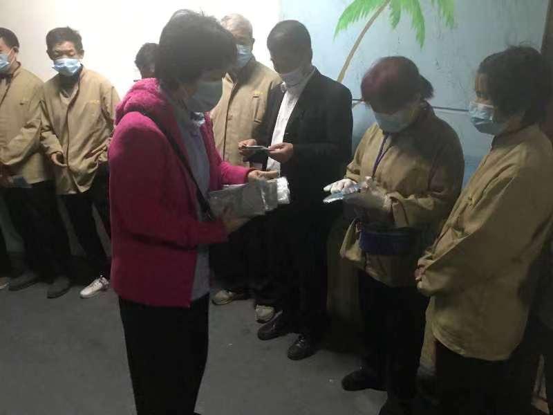 深圳疫情医护,深圳抗疫和上海抗疫