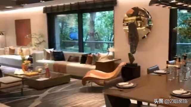 李云迪嫖娼被举报,明星再小心,还是躲不过神秘的朝阳群众