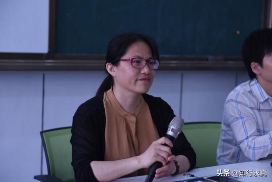 最是书香能致远天涯比邻共牵手