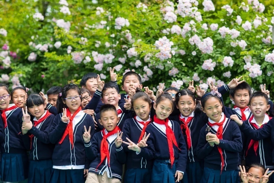 河西致远中学,南京河西致远初级中学和河西南外