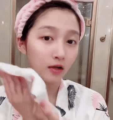 人人吹爆的神仙护肤公式,怎么我一用就烂脸了?