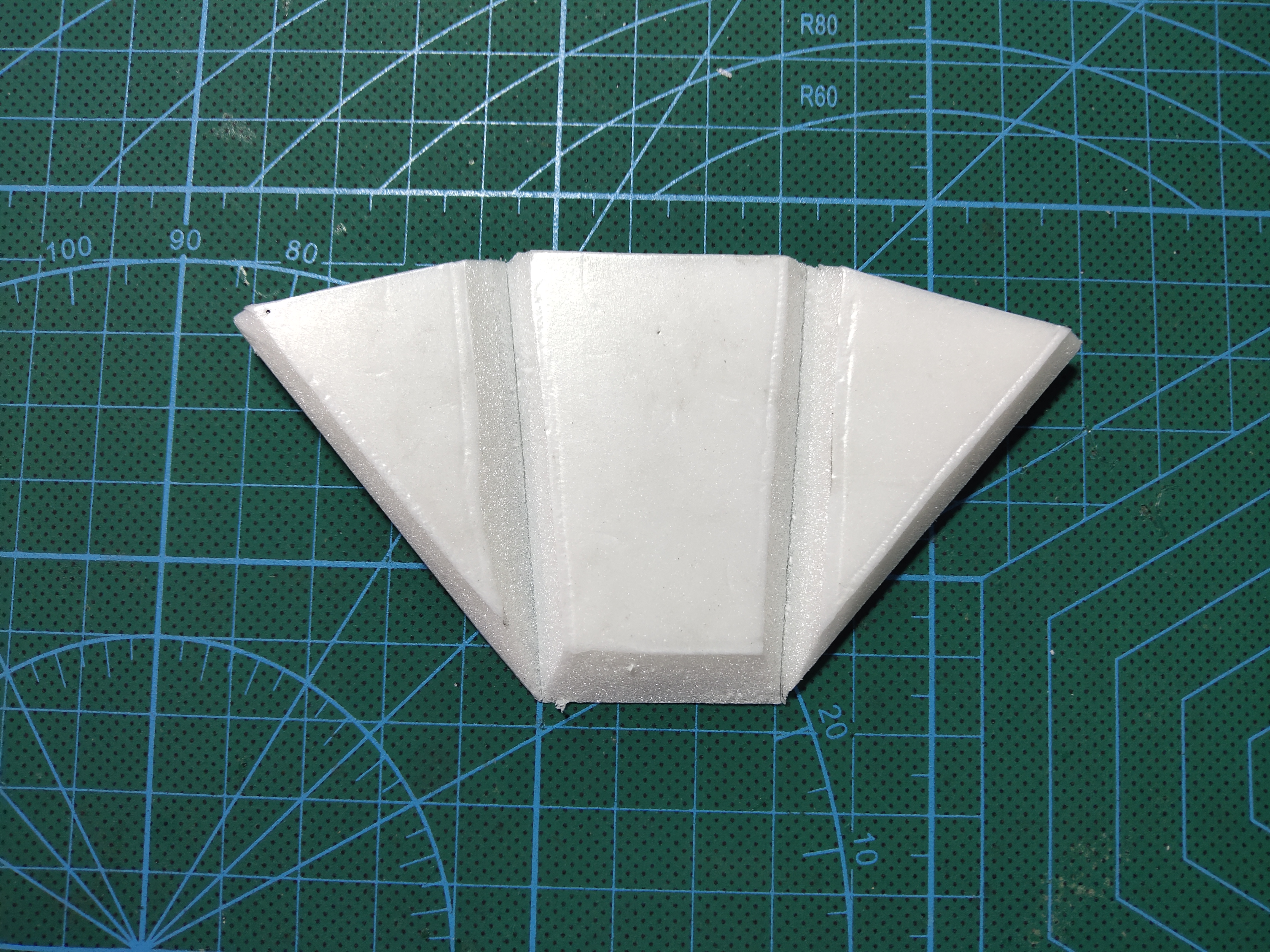 自制遥控飞机需要哪些材料,遥控飞机的遥控器自制