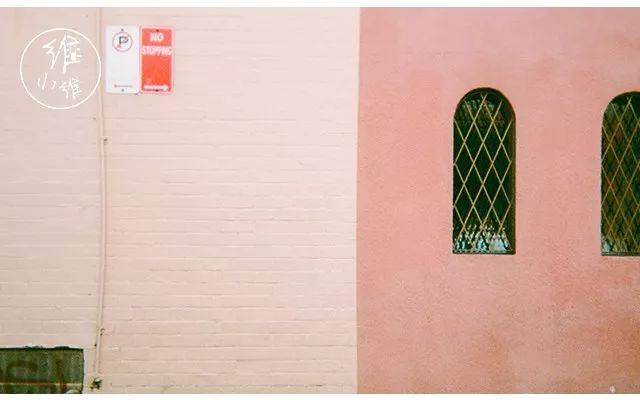 挣钱却倒贴的人,都对借这件事有些误解