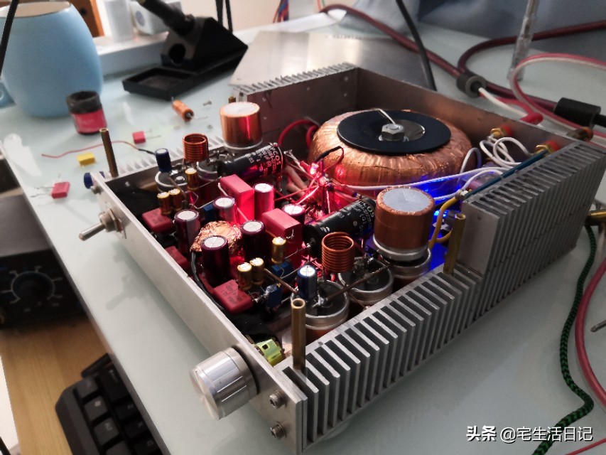 大功率功放机箱自制,功放外壳改电脑机箱