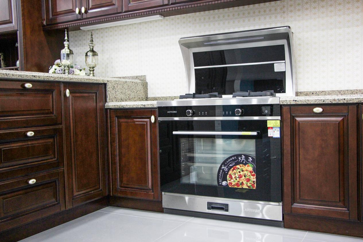 油烟机一定没集成灶好吗,集成灶油烟机受欢迎流行原因