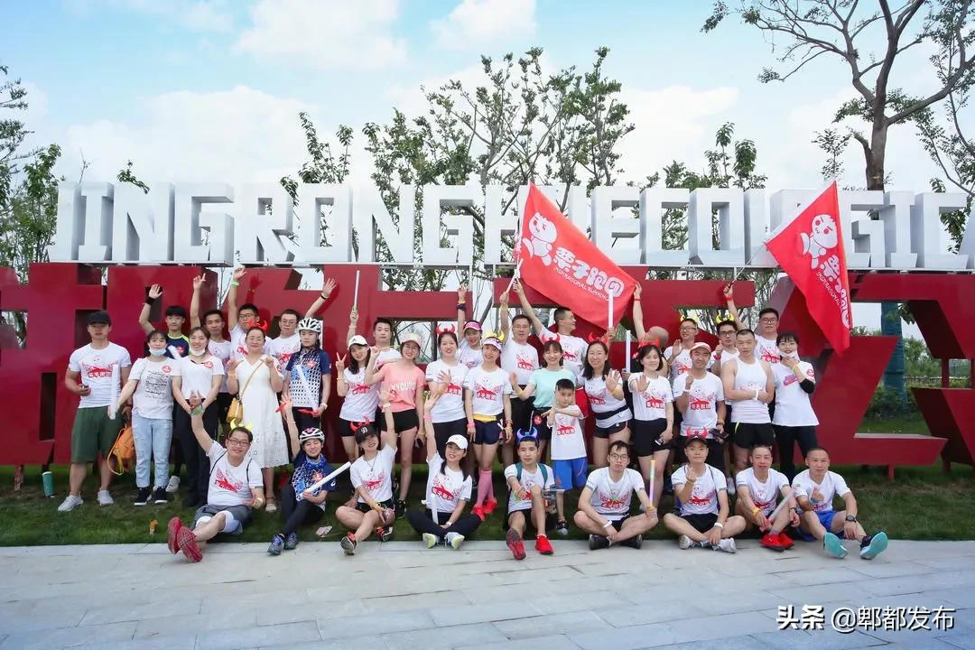 灯光秀奥运夺冠,奥运冠军夜游西安