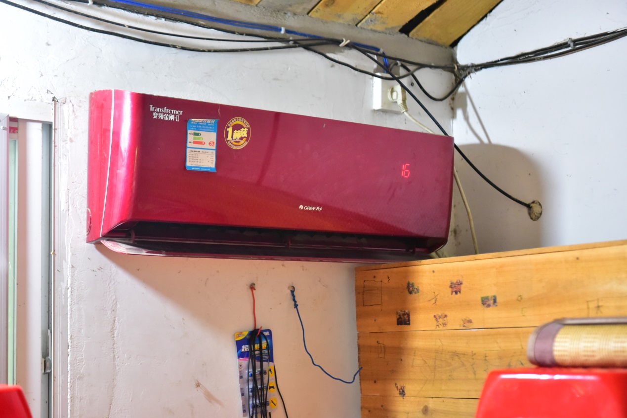 格力水冷大空调维修视频,格力空调维修滴水