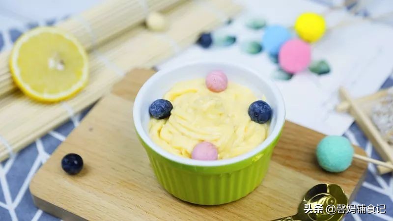 健康又营养的冰淇淋给孩子吃 (给宝宝吃冰淇淋最营养的搭配)