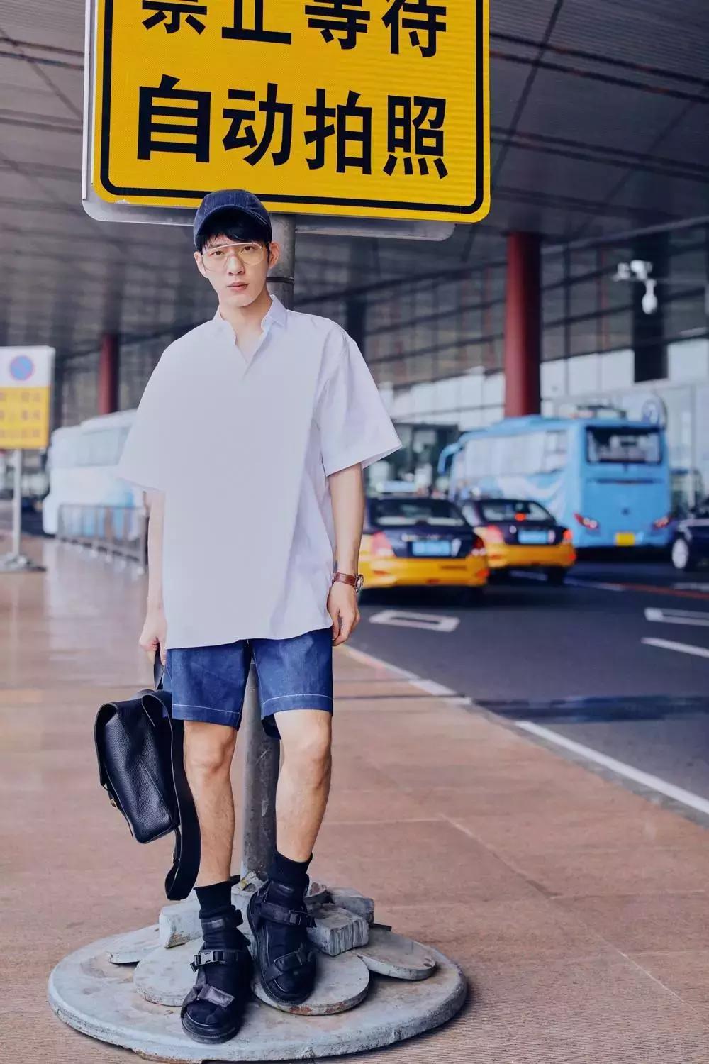 男士穿搭30岁轻熟风穿搭推荐,夏季偏瘦男士的穿搭指南