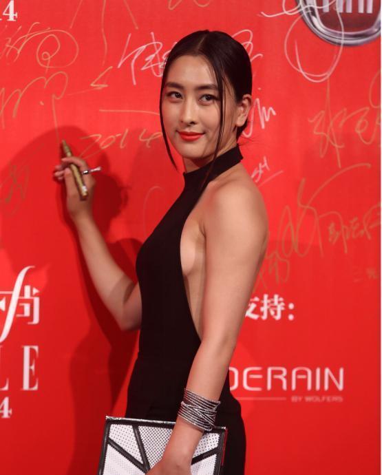 最好的闺蜜要怎样,最好的闺蜜把你说的一文不值