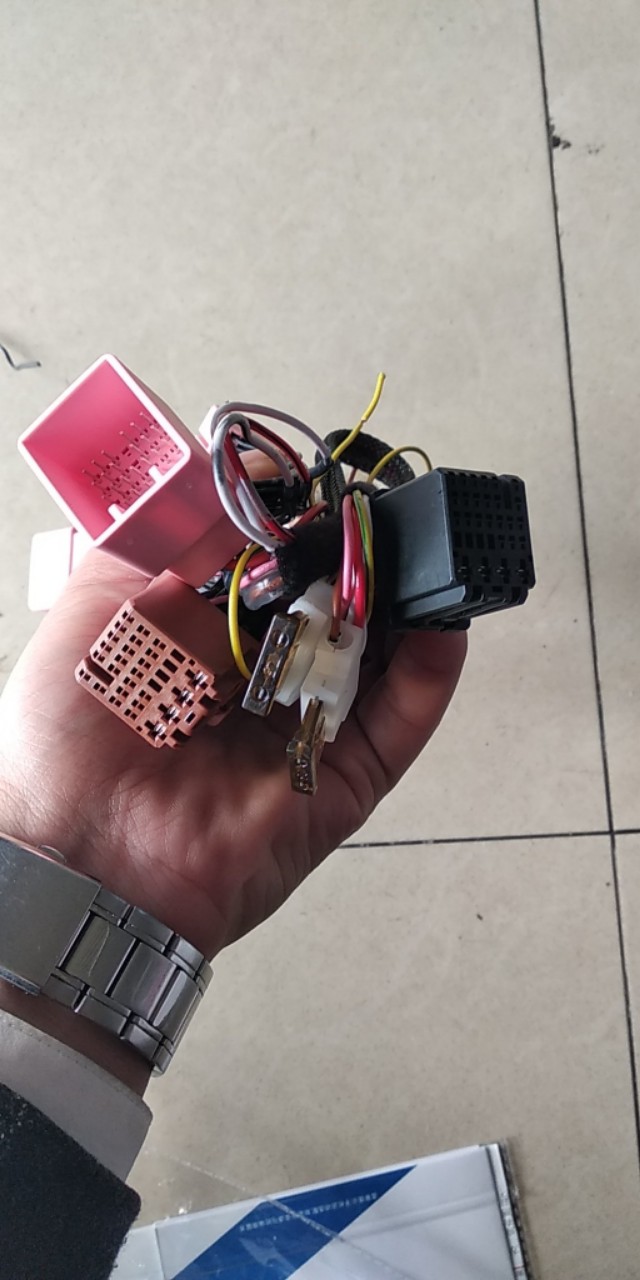 关于汽车安装防盗器的问题,汽车防盗器安装步骤接线图