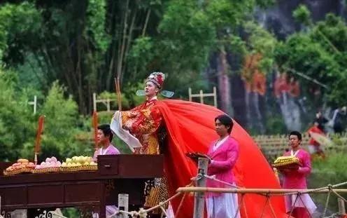 武夷岩茶为什么要盖碗,岩茶为什么隔年喝