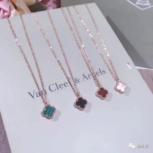 大家都在排队买奢侈品,为什么大家都在买豪车