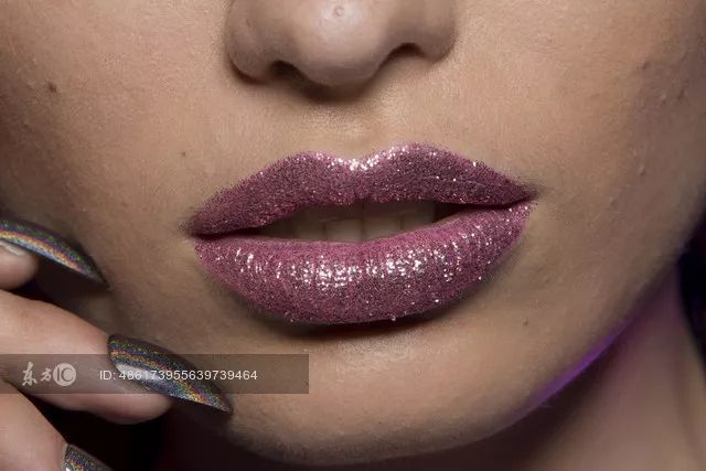 EIGSHOW丨鞠婧祎、李艺彤的仙女春夏妆容能让你美出新高度!