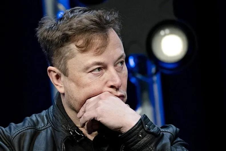 马斯克声明说要造手机,马斯克讲要造电动飞机