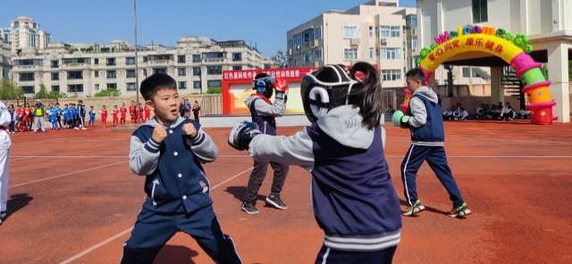 小学运动小健将风采展示,金门路小学田径队