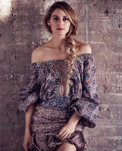 周冬雨井柏然后来的我们第二部,周冬雨水希子身材对比