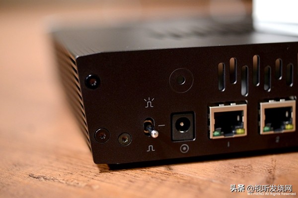 直接提升串流音乐的声音：SOtMsNH-10G网络交换器