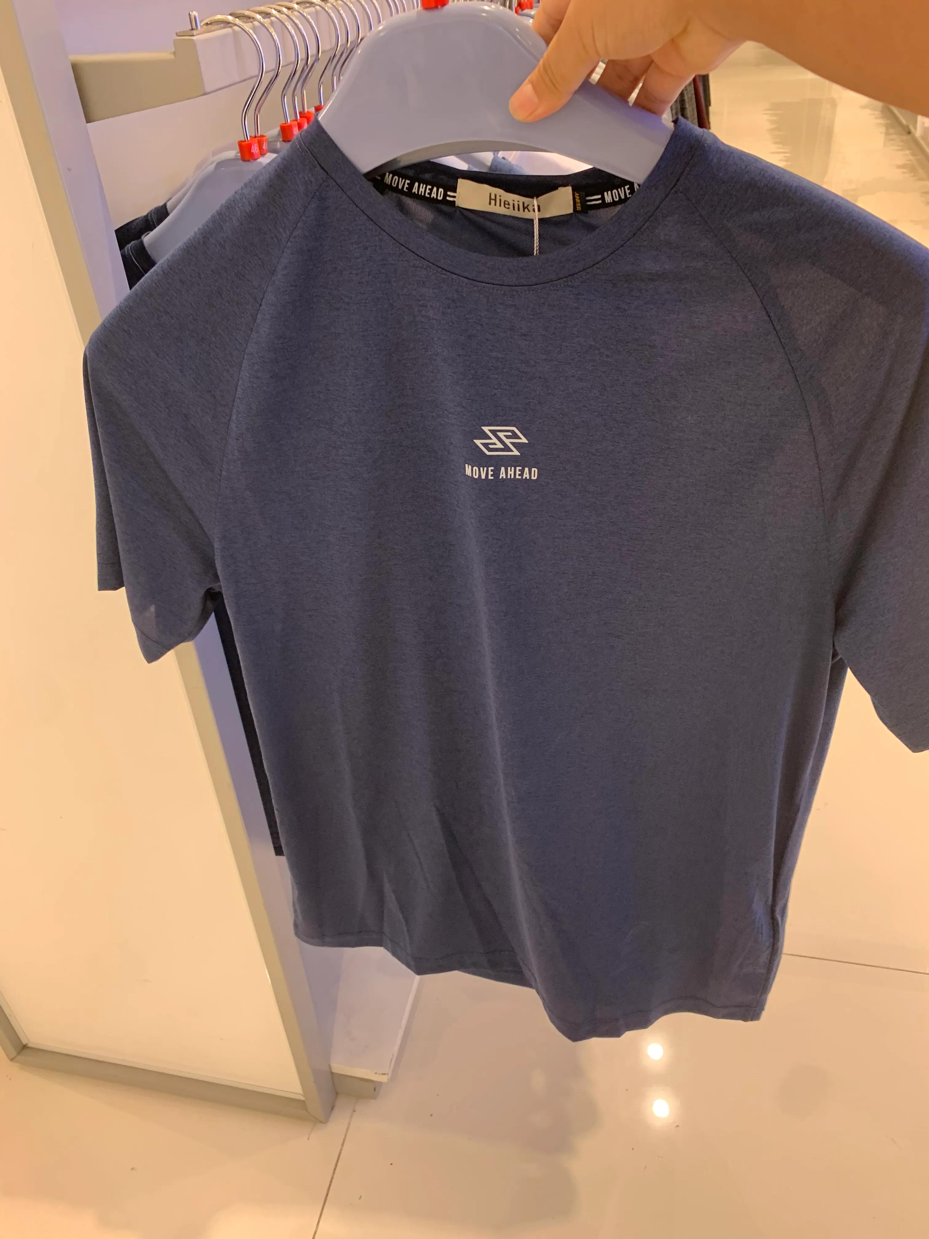 海一家卖衣服的小伙伴