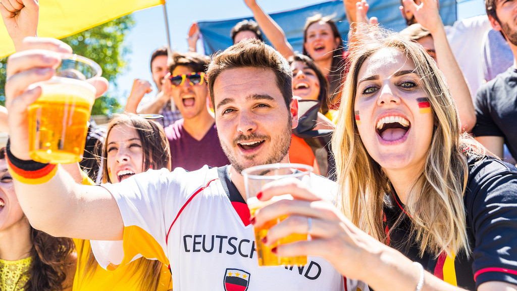 欧洲杯足球赛德国队黯然离场,德国队欧洲杯失败的真正原因