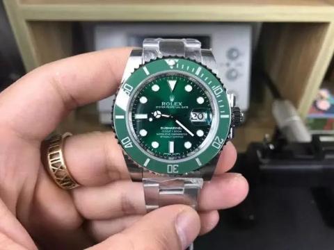 真假绿水鬼表对比,两千左右绿水鬼