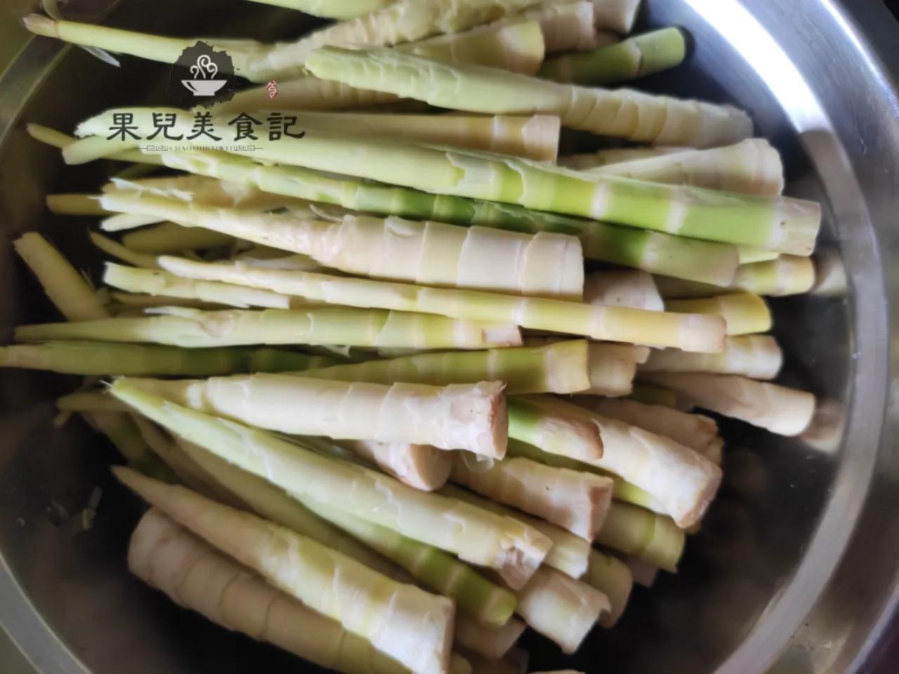 新鲜的竹笋又嫩又脆超级无敌好吃,冬竹笋怎么买又嫩又好吃