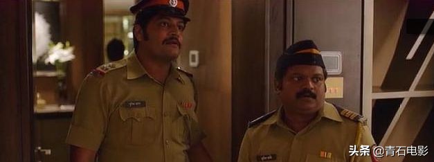 10月院线片的遗珠《天作谜案》，豆瓣6.8给低了，追车巷战反套路