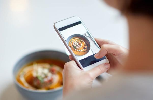 手机照片都删除了内存还是满的,手机没内存怎么删