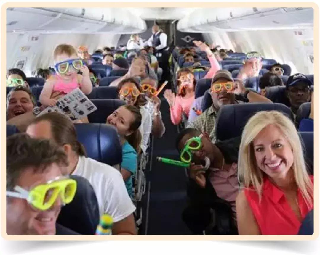 坐飞机见过这么漂亮的空姐吗,空姐坐飞机的奇葩经历