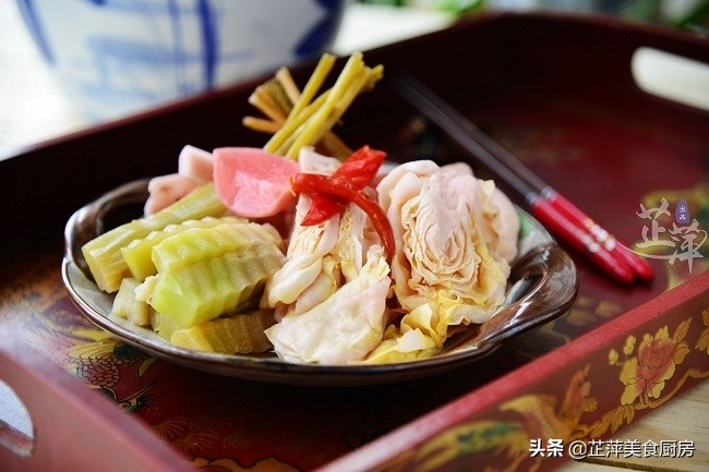 纯干货：我的6年养护经验助你成功腌制一坛可传家的四川泡菜水