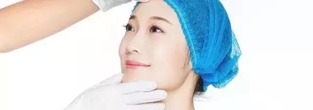 40岁女人脸上手上长老年斑怎么办,脸上和手上长老年斑缺什么元素