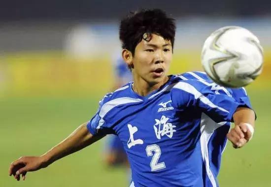 上港杨世元防线,上港后腰杨世元