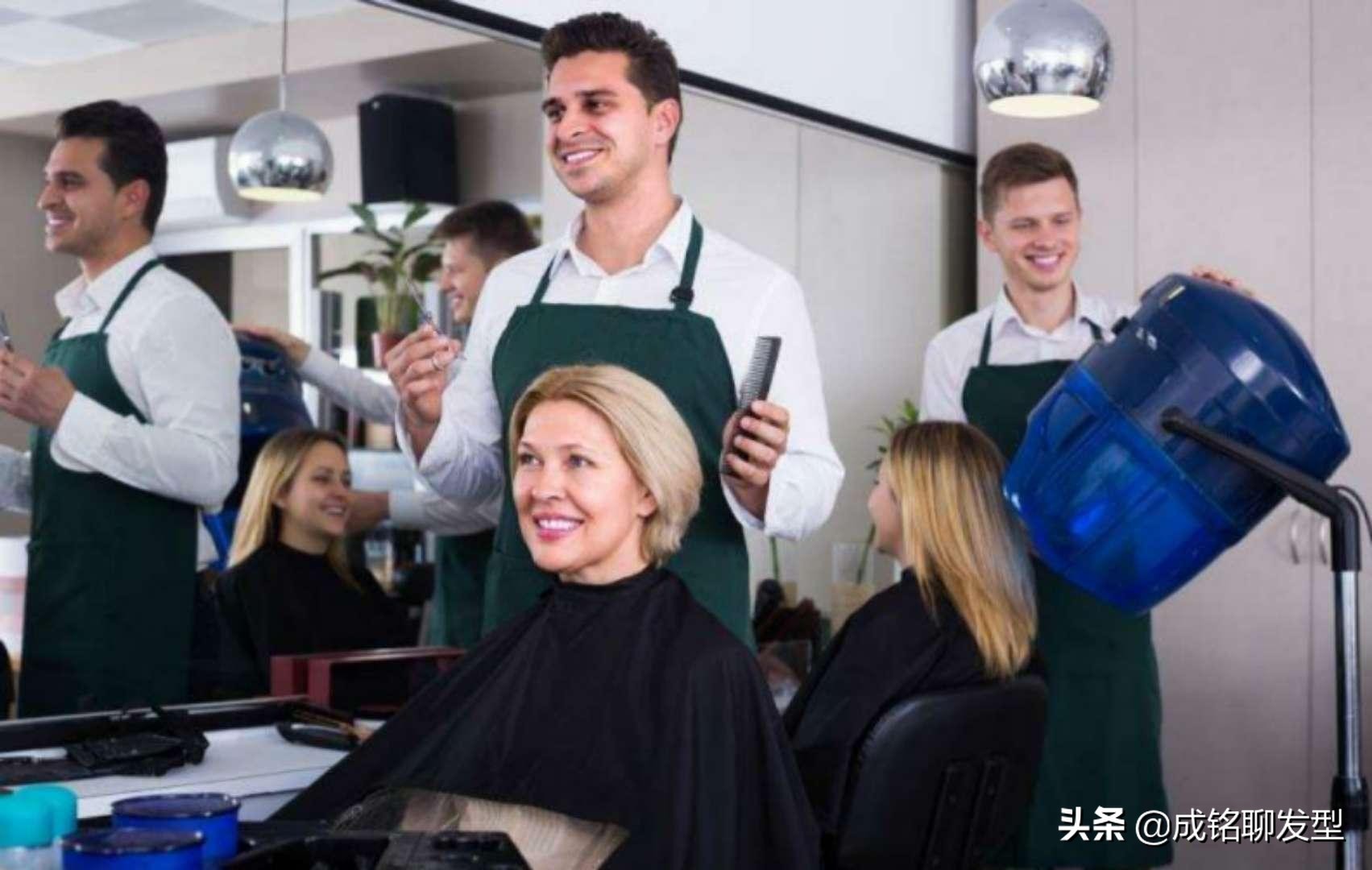 理发店到底靠什么挣钱,理发店为啥暴利还赚不到钱