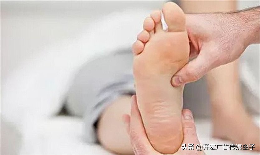 孕期怎么判断脸是肿还是胖,孕期脸浮肿生了后会瘦吗