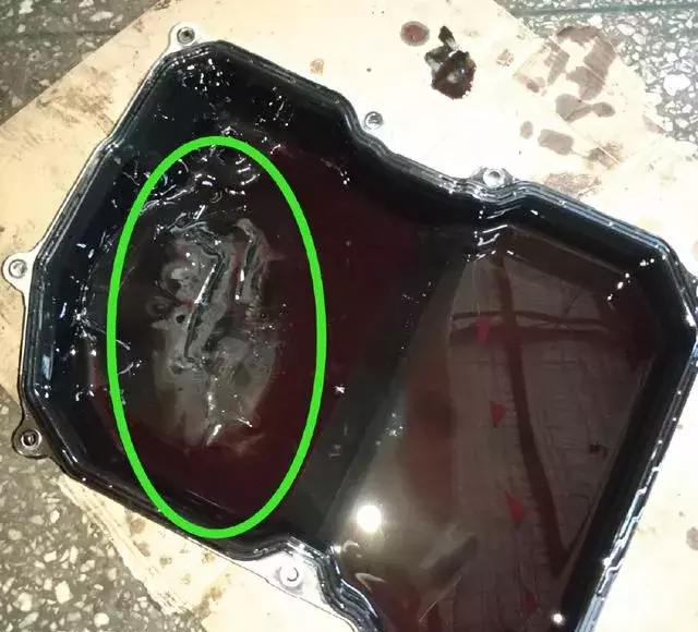 大众机油灯亮了要怎样消掉,4万公里的大众车机油灯