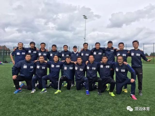 2022国际足坛发生的事,论中国足球的现状与未来论文