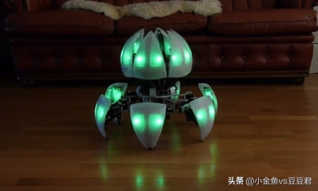 能翻滚的机器人,能爬能滚的机器人