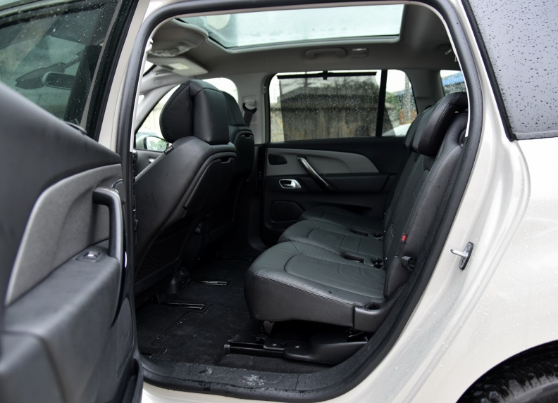 进口法系车mpv商务车,法系mpv推荐家用